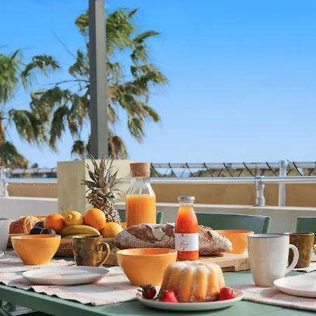 Palmira De Standing En Duplex Avec Jacuzzi A 2 Mn De La Hyères